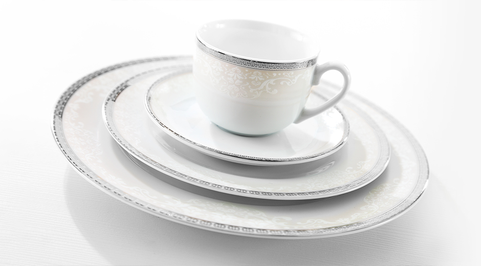 سرویس پذیرایی کامل 102 پارچه چینی زرین مدل 12 نفره ریوا پلاتینی